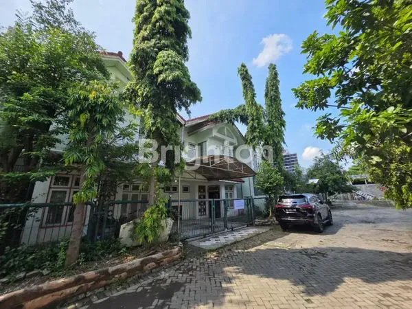 image RUMAH DI GRAHA INDAH GAYUNG KEBONSARI  (3)