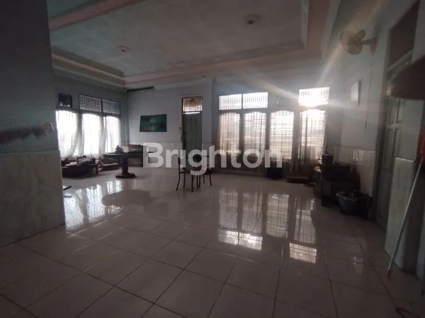 image RUMAH TOKO MEWAH TEPIAN JALAN PONTIANAK (7)