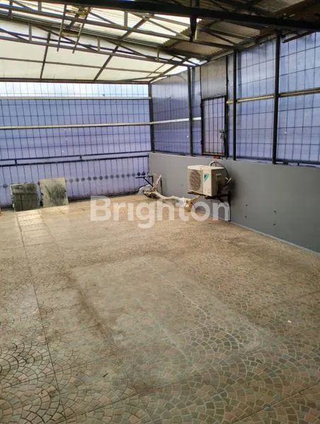 image RUMAH JELAMBAR LUAS (4)