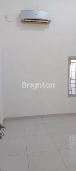 image RUMAH BERSIH SIAP HUNI PALEM PONDOK TJANDRA SIDOARJO (6)