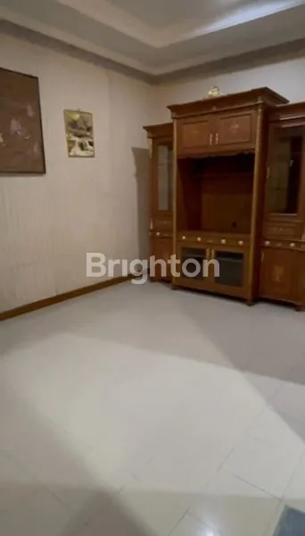 image HUNIAN STRATEGIS DI TOLE ISKANDAR DEPOK (3)