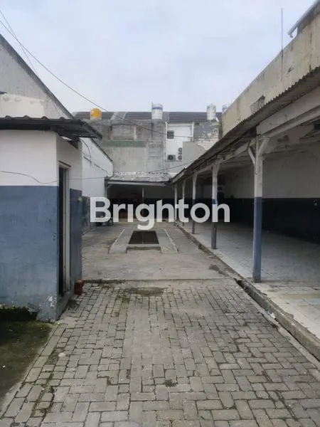 image DIJUAL EX SWALAYAN DAN FOOD COURT/ PUJASERA  SURABAYA (2)