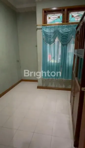 image HUNIAN STRATEGIS DI TOLE ISKANDAR DEPOK (4)