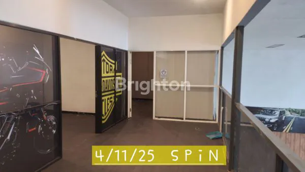 image TOKO / SHOWROOM SIAP PAKAI NOL JALAN RAYA POROS MALANG SURABAYA (5)