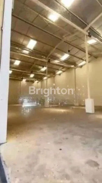 image GUDANG BARU DASCOLAND MANYAR GRESIK DEKAT JIPI FREEPORT (2)