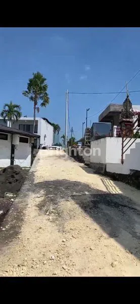 image TANAH DISEWAKAN JANGKA PANJANG BABAKAN CANGGU (2)
