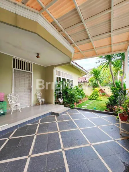 image RUMAH CANTIK KEBON JERUK  HOEK (2)