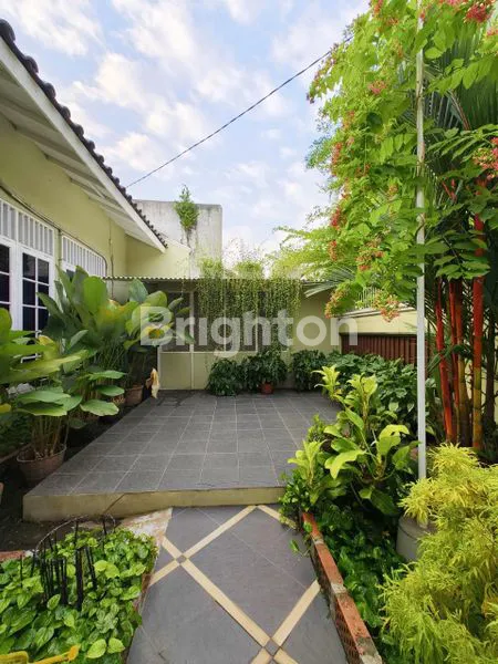 image RUMAH CANTIK KEBON JERUK  HOEK (3)