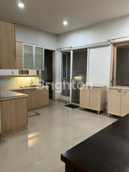 image RUMAH MODERN 2LT DI CLUSTER GADING SERPONG (3)
