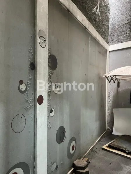 image RUMAH MODERN 2LT DI CLUSTER GADING SERPONG (4)