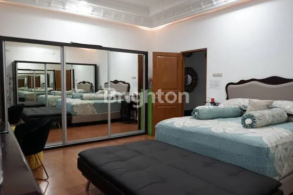 image RUMAH SIAP HUNI DI KEBON JERUK (3)