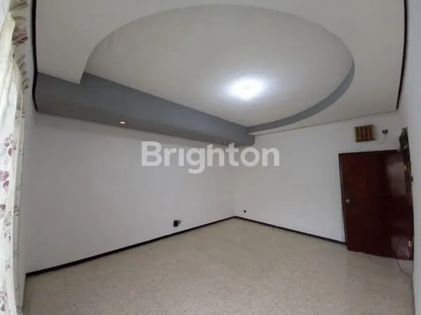 image RUMAH 1 LANTAI PERUM ONE GATE SEMI FURNISH AMAN DEKAT SEKOLAH HENDRIKUS RAYA MERR UNIVERSITAS ITS UNAIR (3)