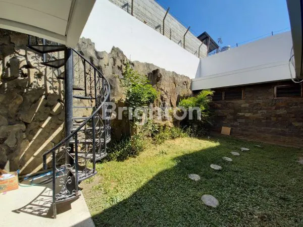 image RUMAH 1 LANTAI PERUM ONE GATE SEMI FURNISH AMAN DEKAT SEKOLAH HENDRIKUS RAYA MERR UNIVERSITAS ITS UNAIR (6)