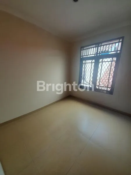 image RUMAH DIJUAL SEJUK NYAMAN DI KARAWACI (7)