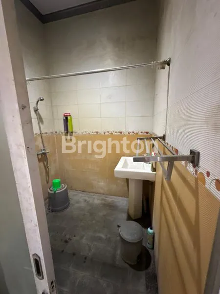 image RUMAH 2 LANTAI KEBON JERUK (8)