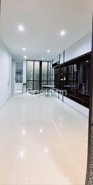 image RUMAH FURNISHED SIAP HUNI DI CLOVERHILL RESIDENCE – KREO, LARANGAN, KOTA TANGERANG (1)