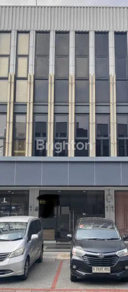 DI JUAL RUKO STRATEGIS DAN MURAH DI KOTA WISATA CIBUBUR.