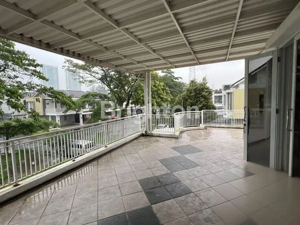 image RUMAH HOOK DAN ASRI DI KARAWACI (4)