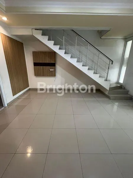 image RUMAH HOOK DAN ASRI DI KARAWACI (7)