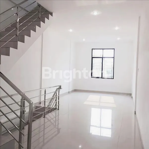 image RUKO BARU, INTI KOTA. DAERAH SEKIP. DEKAT DARI JL. DANAU SINGKARAK. PINGGIR JALAN. BISA BUKA USAHA, TERUTAMA BISNIS KULINER (3)