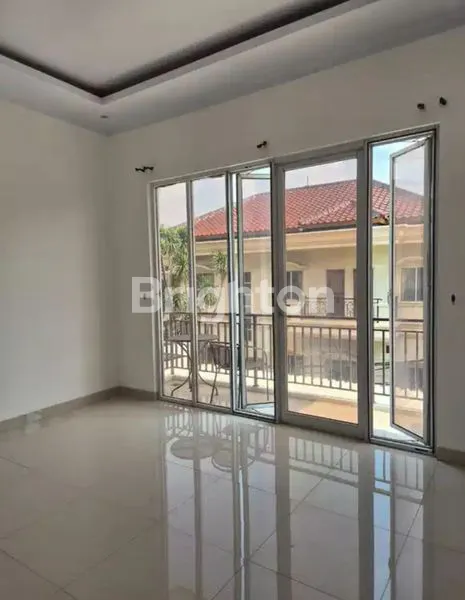 image RUMAH 2LANTAI GADING GRIYA RESIDENCE DI KELAPA GADING (2)