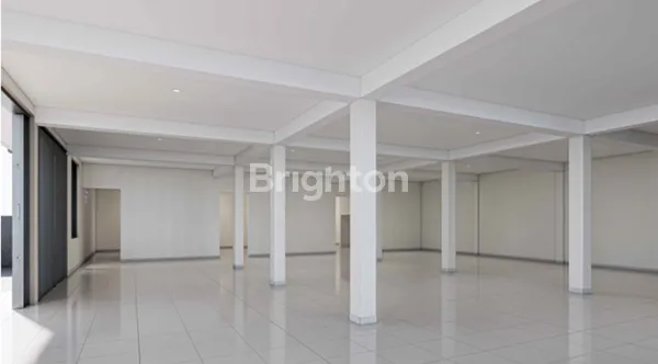 image DISEWAKAN: RUKO PREMIUM SUPER LUAS 900M² DI JALAN UTAMA BULUH INDAH DENPASAR | COCOK UNTUK BANK/GEDUNG KANTOR/BISNIS SKALA BESAR (5)