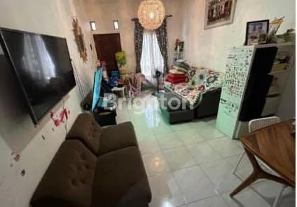 image RUMAH MINIMALIS 2 LANTAI DI CLUSTER MORINGA (3)
