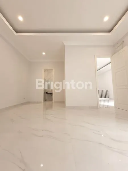 image RUMAH BARU GRESS ARAYA (3)