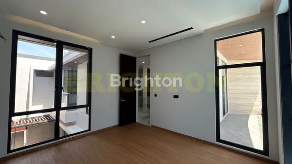 image RUMAH MEWAH SWIMMING POOL DI PONDOK NIRWANA, RUNGKUT, SURABAYA TIMUR. AKSES MUDAH JALAN RAYA MERR RUNGKUT , DEKAT KAMPUS UBAYA - TENGGILIS - PANJANG JIWO - NGINDEN - KENDANGSARI - KAMPUS UPN, DLL. (8)