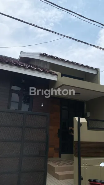 image RUMAH MODERN INDUSTRIAL DI VILLA MUTIARA BOGOR – 1 LANTAI + MEZANINE, DEKAT TOL & STASIUN CILEBUT (2)