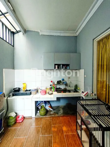 image HUNIAN CANTIK,  2 LANTAIASRI  AMAN, NYAMAN DALAM  PERUMAHAN (5)