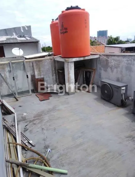 image RUMAH 3 LANTAI SIAP HUNI DI SUNTER (6)