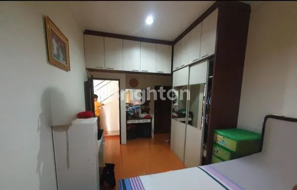 image RUMAH HOEK 2,5 LANTAI LT 197M² DI CIBUBUR COUNTRY (5)