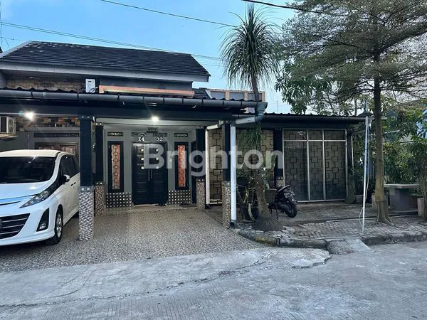 DIJUAL RUMAH MODERN DILOKASI STRATEGIS DIKARAWANG BARAT