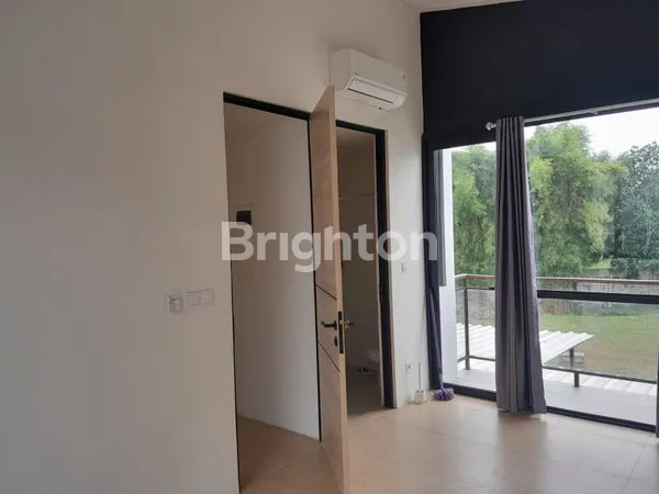 image DISEWAKAN RUMAH CENDANA ESSENCE LIPPO KARAWACI TANGERANG (7)