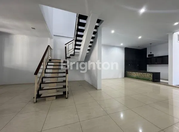 image RUMAH MEWAH SIAP HUNI DI VILLA GRAHA METROPOLITAN\\N (7)