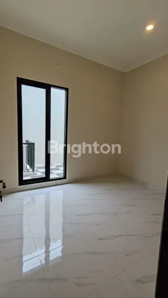 image KERTAJAYA INDAH KOMPLEK OKL RUMAH BARU MEWAH (7)