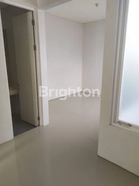 image RUMAH 2 LANTAI DI ROYAL RESIDENCE (3)