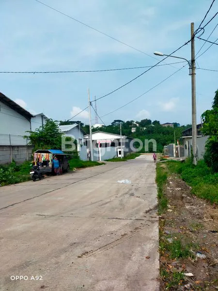 image GUDANG ISTIMEWA DI KAWASAN INDUSTRI CANDI GATOT SUBROTO NGALIYAN SEMARANG BARAT (4)