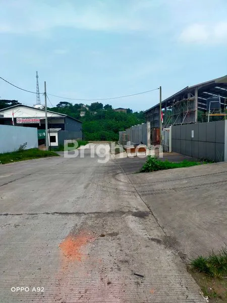 image GUDANG ISTIMEWA DI KAWASAN INDUSTRI CANDI GATOT SUBROTO NGALIYAN SEMARANG BARAT (5)