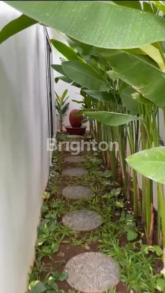 image APARTEMEN 1 BR FULL FURNISHED DENGAN GARDEN DI LOKASI WISATA (3)