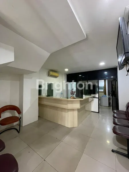 RUANG USAHA EXS KANTOR RUKO PLAZA PONDOK INDAH JAKARTA SELATAN