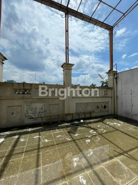 image TEMPAT USAHA 3 LANTAI EXS TEMPAT LES  KOMPLEK RUKO METRO PONDOK INDAH JAKARTA SELATAN (7)