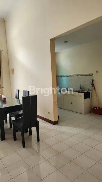 image RUMAH TAMAN PUSPA RAYA CITRALAND UTAMA SURABAYA BARAT  (4)