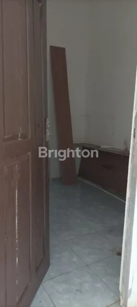 image MURAH DALAM KOMPLEK DAERAH RAMAI (5)