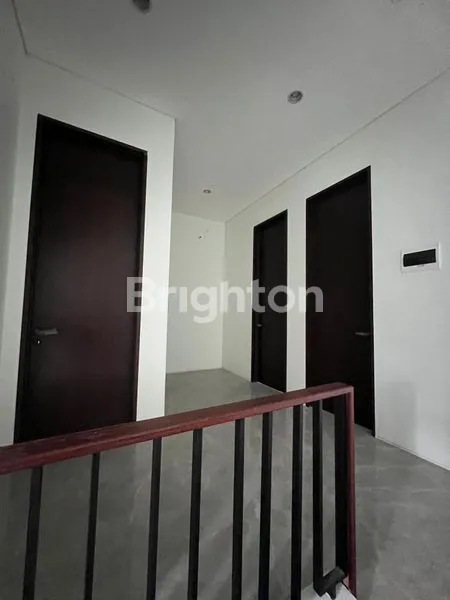 image RUMAH MEWAH BARU GRESS DISTRICT 9 CITRALAND (4)