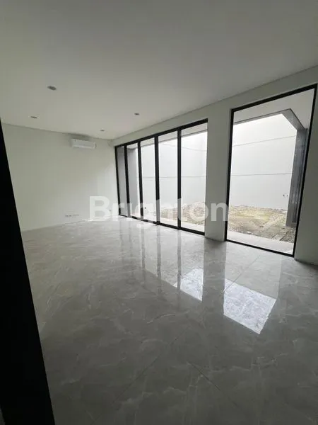 image RUMAH MEWAH BARU GRESS DISTRICT 9 CITRALAND (5)
