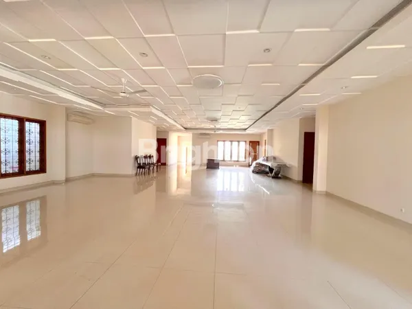 image HIDDEN HOUSE DI KERAMAIAN CILANDAK - 10 MENIT WALKING DISTANCE KE MRT FATMAWATI (1)