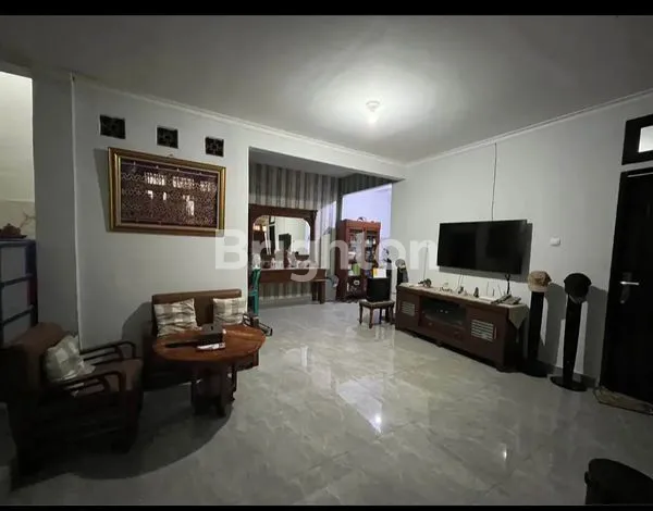 image HUNIAN BEBAS BANJIR BUMI MUTIARA SEMI FURNIS (8)