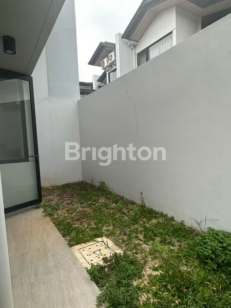 image DIJUAL ATAU DISEWAKAN RUMAH DI CENDANA ICON PREMIER LIPPO KARAWACI (8)